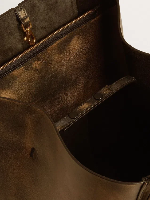 24/7-Tasche „North South“ aus schwarzem, auf Alt getrimmtem Leder mit verstellbaren Tragegriffen