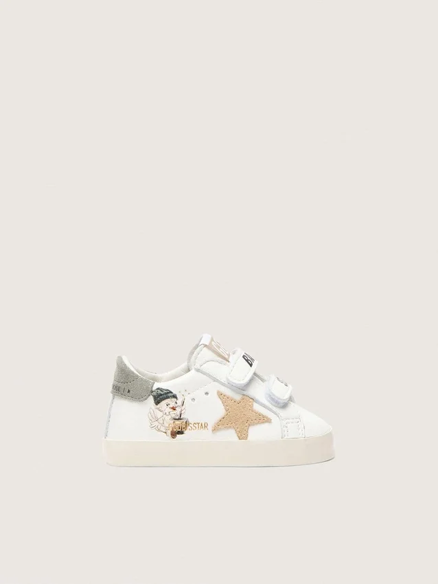 Baby-School-Schuhe aus Nappaleder mit beigem Wildlederstern und Maskottchen-Print