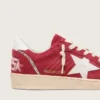 Ball Star für Damen aus rotem Wildleder mit weißem Lederstern und Fersenlasche
