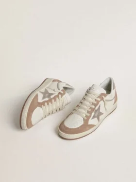 Ball Star LTD aus weißem Nappaleder und altrosa Wildleder mit silbermetallischem Lederstern und Fersenlasche