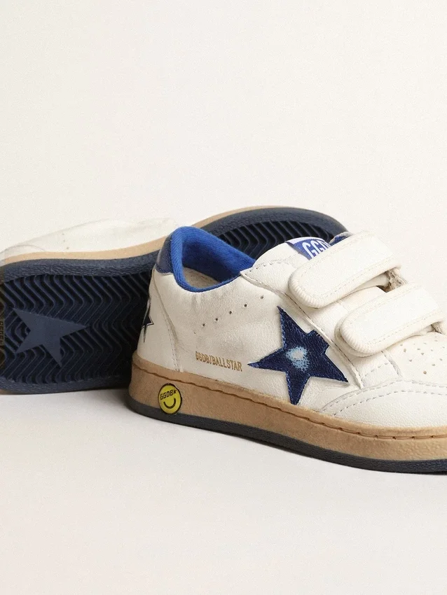 Ball Star Young mit blauem Metallic-Lederstern und Fersenlasche
