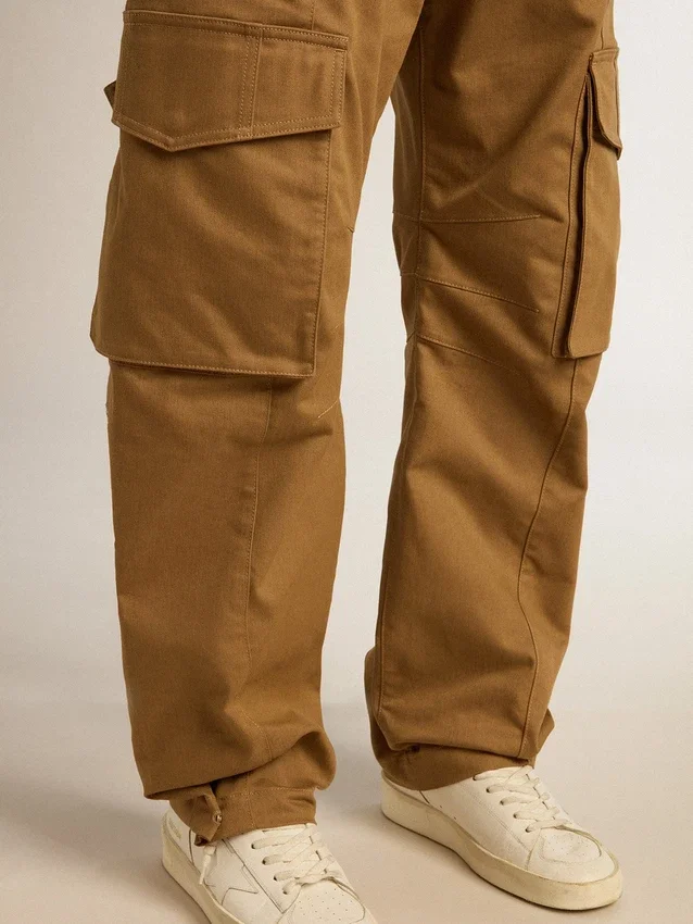 Beige-khakifarbene Cargohose