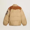 Beigefarbene Bomberjacke mit Leder- und Aufnähdetails