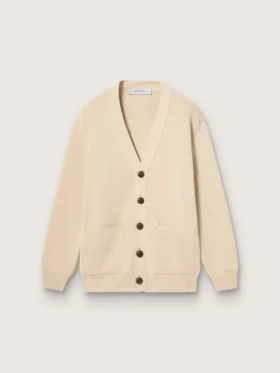 Beigefarbene Damen-Strickjacke mit „Golden“-Schriftzug auf der Rückseite