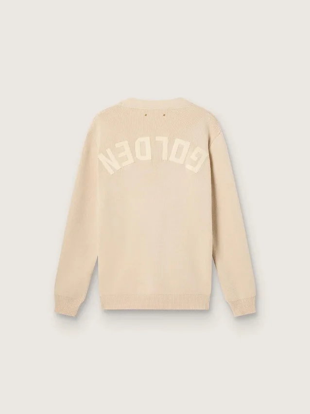 Beigefarbene Herren-Strickjacke mit „Golden“-Schriftzug auf der Rückseite