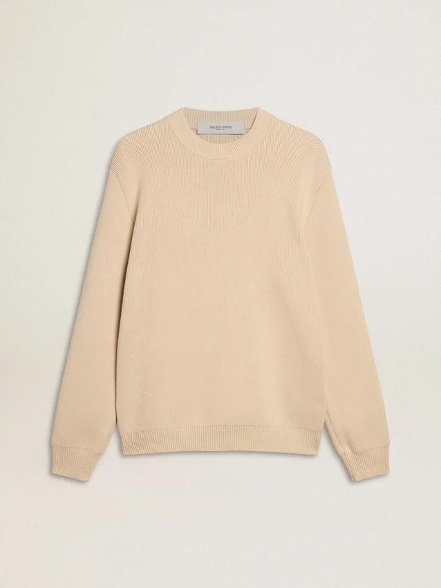Beiger Herrenpullover mit Rundhalsausschnitt und „Golden“-Schriftzug auf der Rückseite