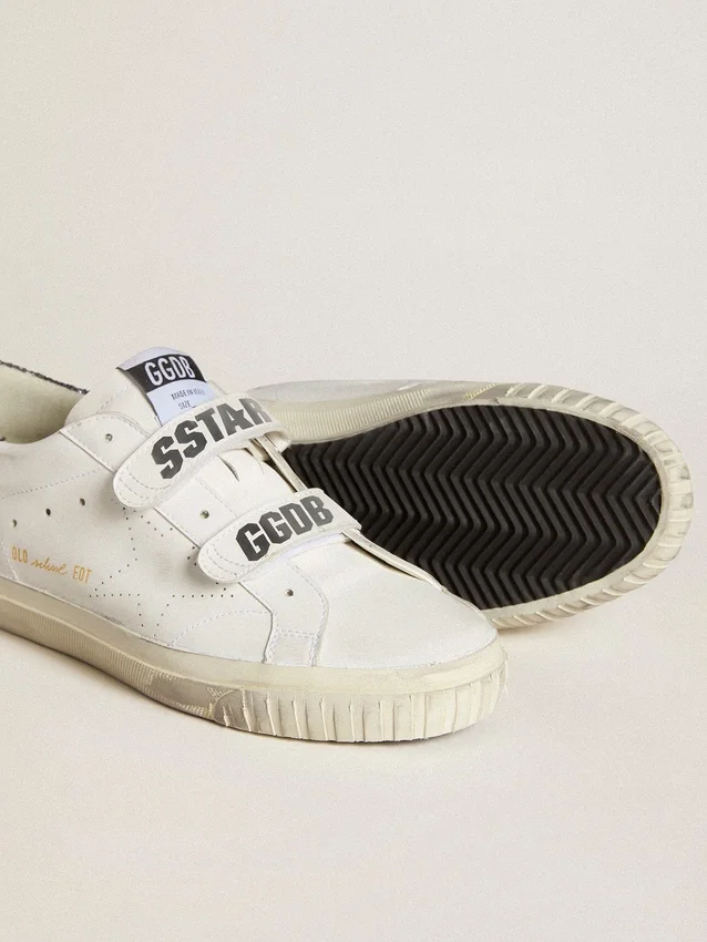 Bio-basierte Old-School-Sneaker mit perforiertem Stern und glitzernder Fersenlasche