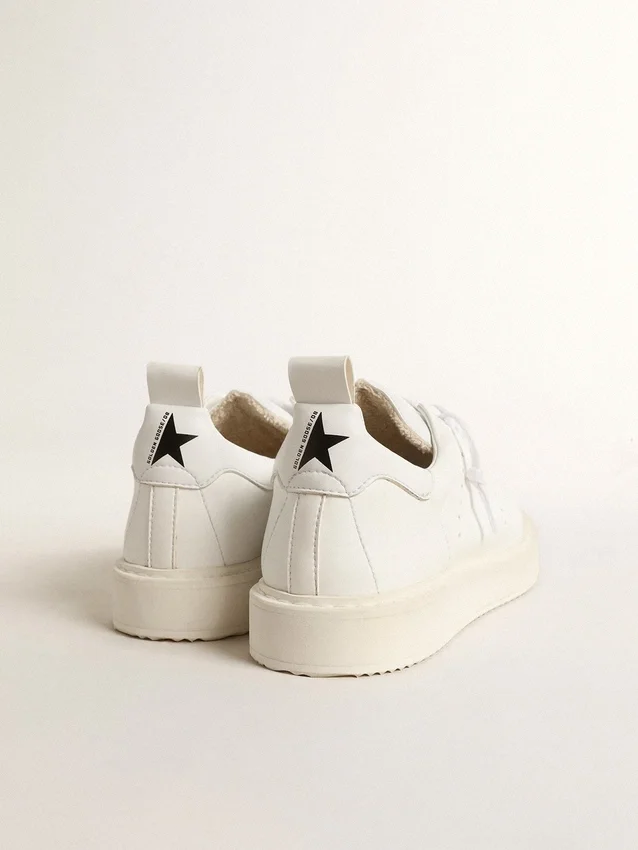 Bio-basierter Herren-Sneaker „Starter“ mit weißem Stern und Fersenlasche
