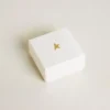 Buchstaben-G-Anhänger aus goldfarbenem Messing mit Kristallen