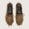 Cruise-Loafer für Damen aus khakifarbenem Wildleder mit Fransen und bunten Perlen