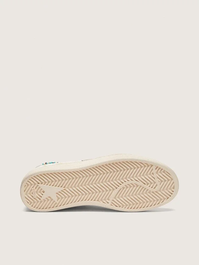 Damen-Ball Star aus cremefarbenem Leder mit Ton-in-Ton-Stern und Perlen