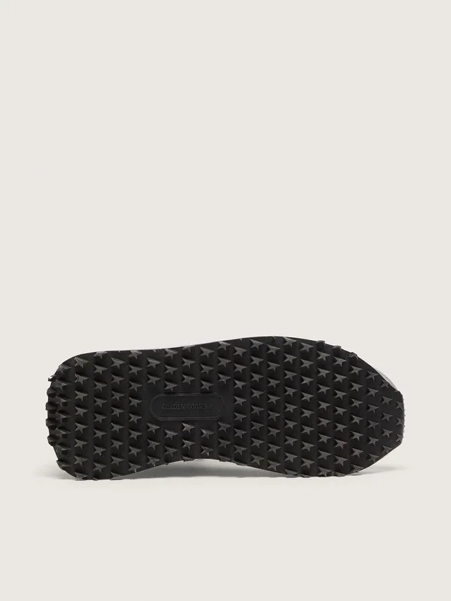 Damen-Marathon mit Obermaterial aus silbernem Ripstop-Nylon und goldenem Stern