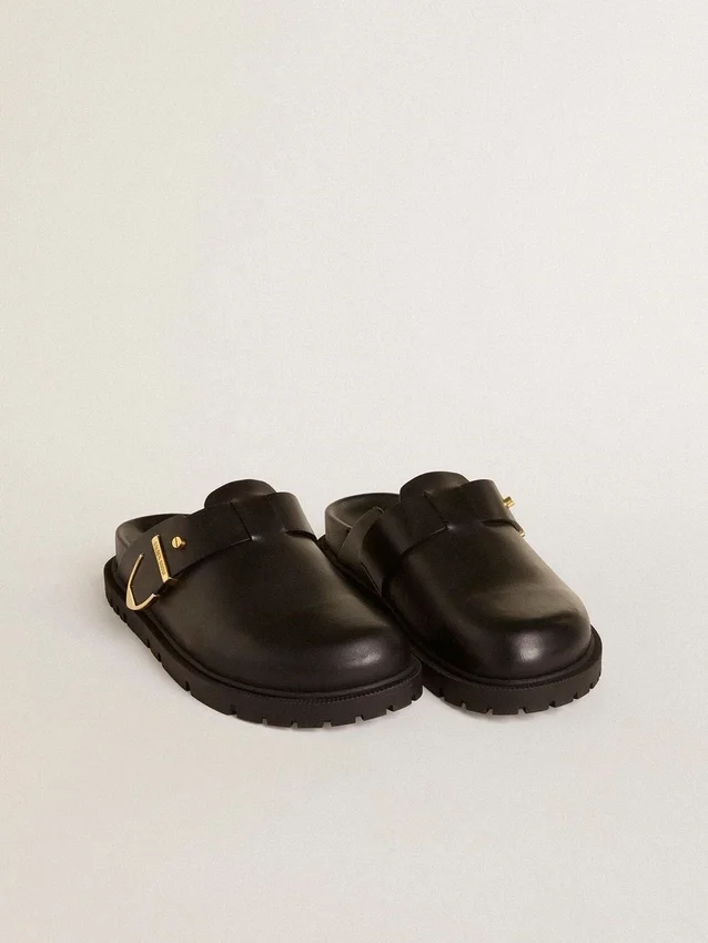 Damen-Sabot „Lucy“ aus glänzendem schwarzem Leder mit goldener Metallschnalle