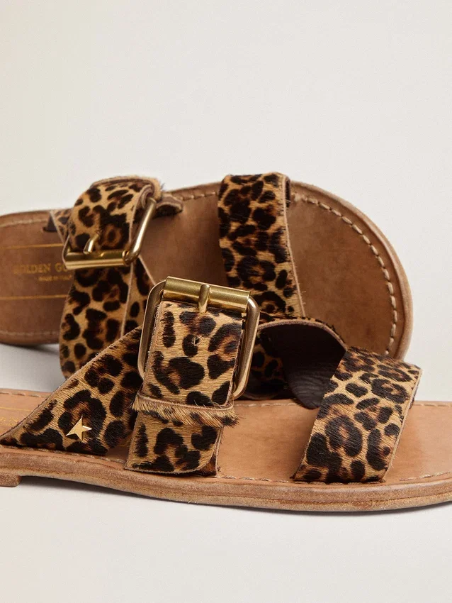 Damen-Sandalen „Margaret“ aus Ponyfell mit Leopardenmuster