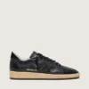 Damen-Sneaker „Ball Star“ aus schwarzem Nappaleder mit schwarzem Glitzerstern und Fersenlasche aus Wildleder