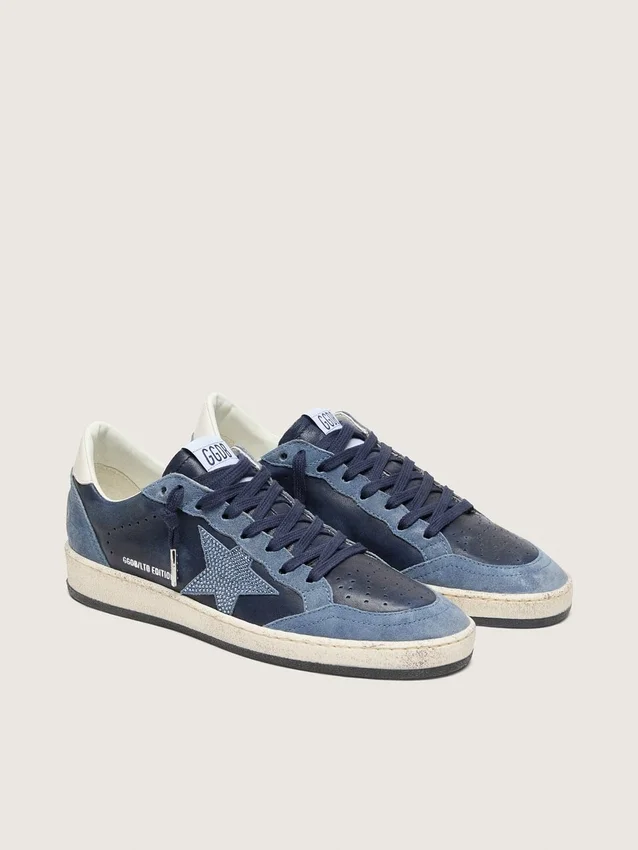 Damen-Sneaker „Ball Star LTD“ aus dunkelblauem Leder mit hellblauem Swarovski-Kristallstern und Wildledereinsätzen
