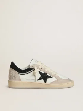 Damen-Sneaker „Ball Star LTD“ aus Nappaleder mit schwarzem Kristallstern und beigen Wildledereinsätzen