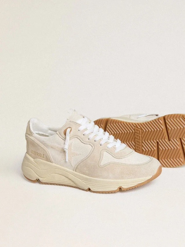 Damen-Sneaker „Running Sole“ aus Canvas mit beigem Stern und Fersenlasche aus platinfarbenem Metallic-Leder