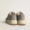 Damen-Sneaker „Running Sole“ aus grauem Wildleder mit grauem Wildlederstern und Fersenlasche