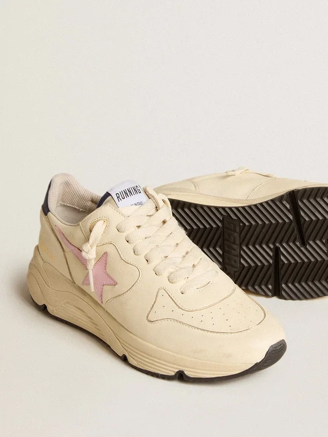 Damen-Sneaker „Running Sole“ aus Nappaleder mit rosa Lederstern und blauer Lederlasche an der Ferse