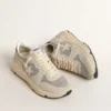 Damen-Sneaker „Running Sole“ mit Swarovski-Kristallen und elfenbeinfarbenem Stern verziert