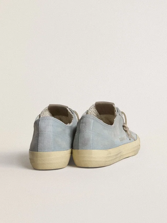 Damen-V-Star aus hellblauem Canvas mit taubengrauem Lederstern