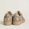 Damenmodell „Ball Star LTD“ aus Wildleder mit Stern aus Metallic-Leder und Fersenlasche aus Zebra-Ponyfell