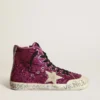 Francy-Sneaker mit Pailletten und handgeschriebener Schrift auf der Außensohle