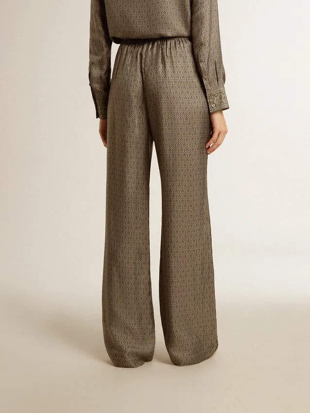 Grüne Damenhose aus einer Viskose-Seiden-Mischung mit Blumenmuster