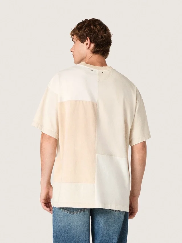 Herren-Hemd aus Baumwolljersey mit weiß-beigem Patchwork-Effekt