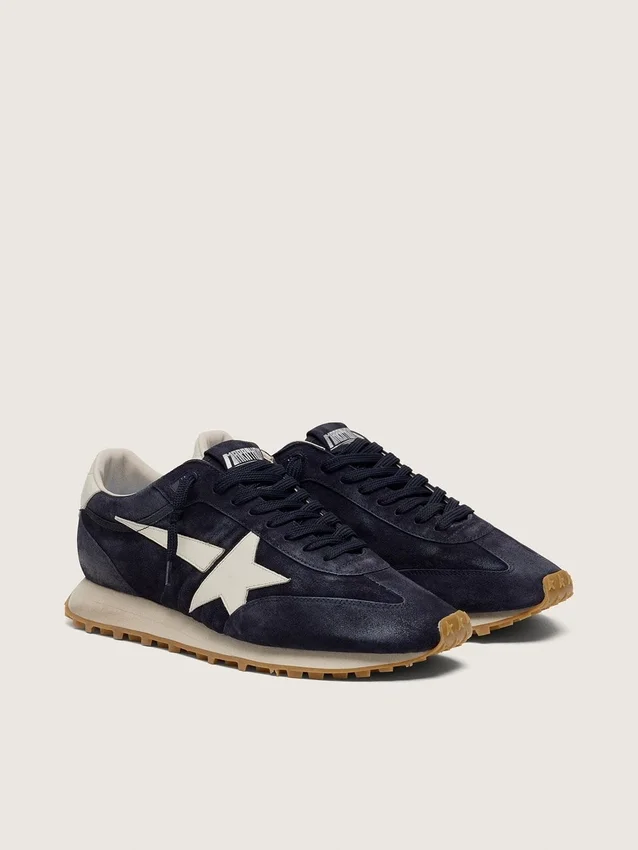 Herren-Marathon aus marineblauem Wildleder mit weißem Lederstern und Fersenlasche