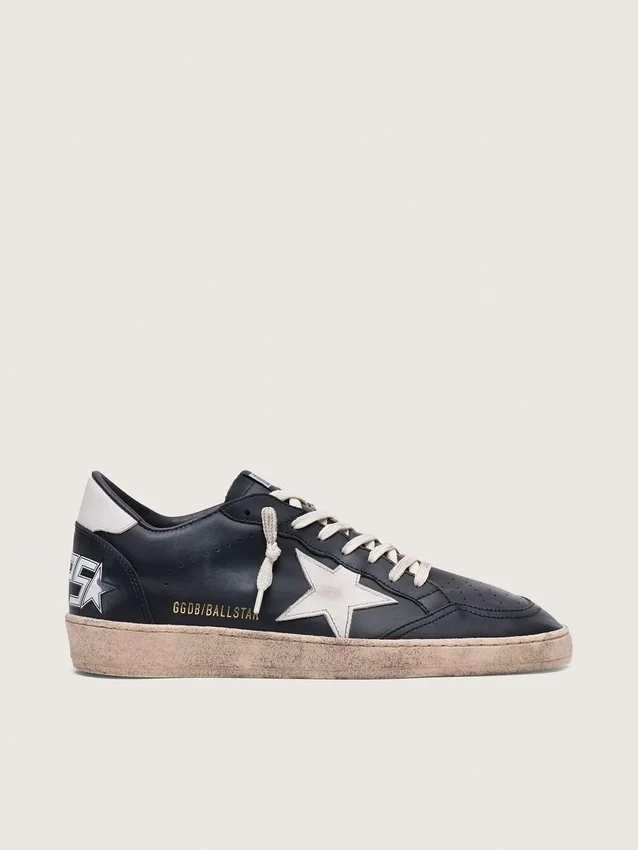 Herren-Sneaker „Ball Star“ aus schwarzem Nappaleder mit weißem Lederstern und Fersenlasche