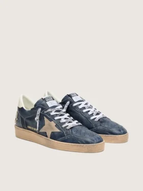 Herren-Sneaker „Ball Star LTD“ aus dunkelblauem Leder mit beigem Stern aus Wildleder