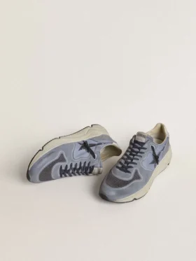 Herren-Sneaker „Running Sole“ aus hellblauem Nylon und Nubukleder mit schwarzem Stern
