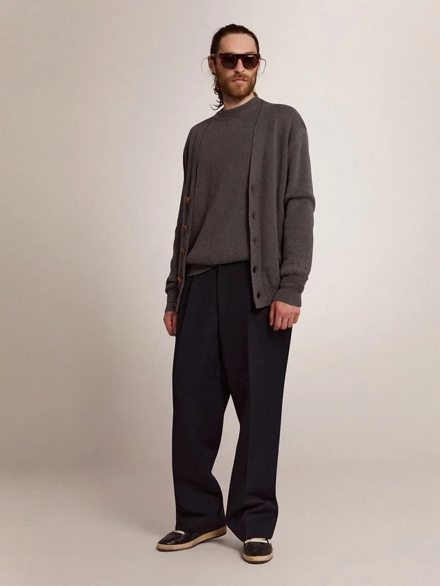 Herren-Strickjacke aus melierter grauer Baumwolle mit Logo auf der Rückseite