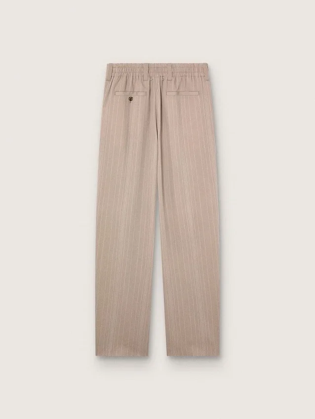 Herrenhose aus grauer Wollmischung mit Nadelstreifen-Motiv