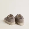 „Hi Star“-Sneaker für Damen aus beigem Wildleder mit laminiertem Lederstern und glitzernder Fersenlasche