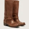 Hohe Damen-Bikerstiefel aus braunem Leder mit Riemen und antik-goldfarbener Schnalle