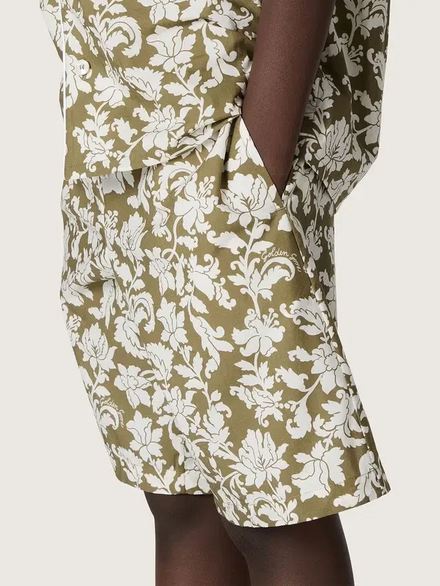 Journey Jungen-Shorts aus Baumwoll-Canvas mit grün-weißem Blumenprint