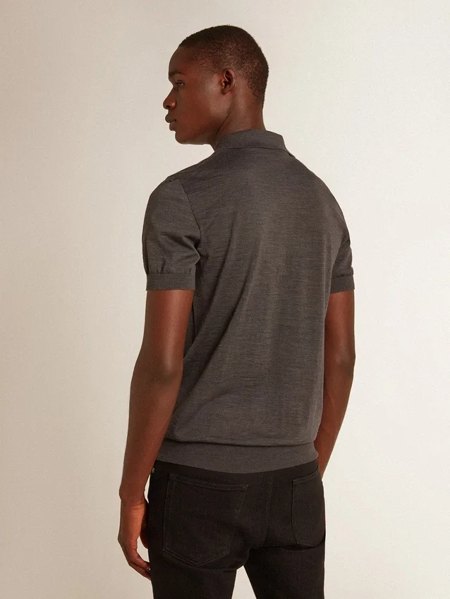 Kurzärmeliges Herren-Poloshirt aus grauer Merinowolle