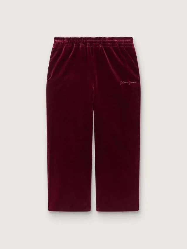 Mädchenhose in Burgunderrot mit Samtoptik und Gesäßtasche