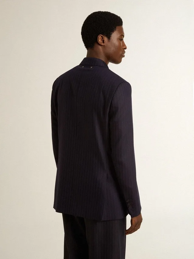 Mitternachtsblauer Herren-Blazer aus Wolle mit Zweireiher-Schluss