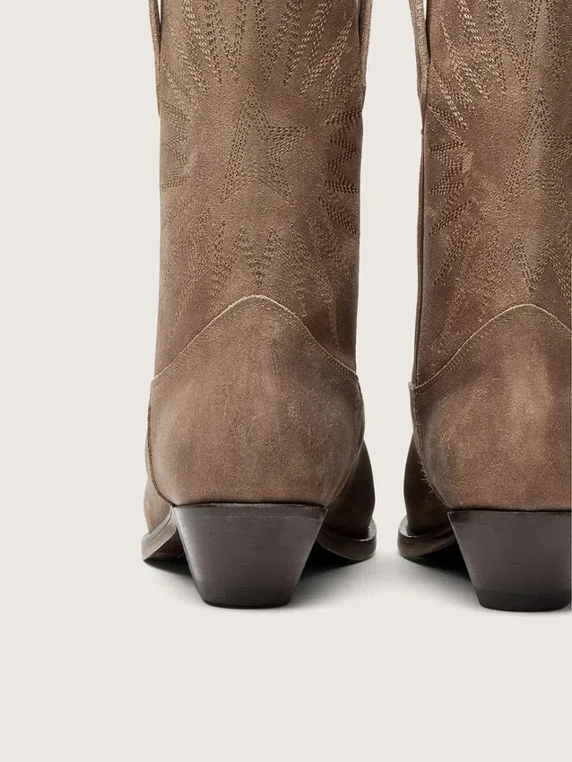 Niedrige „Wish Star“-Stiefel für Damen aus grauem Wildleder mit Sternstickerei