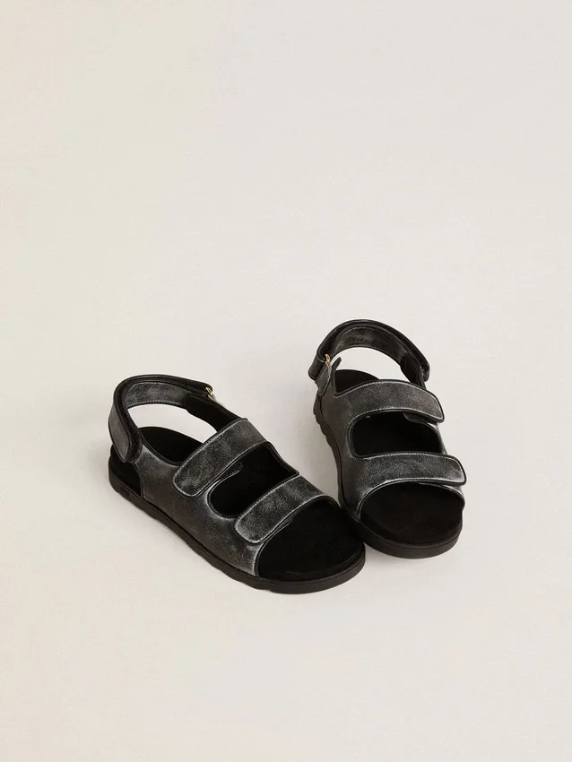 Noa Junior-Sandalen aus schwarzem Leder im Used-Look