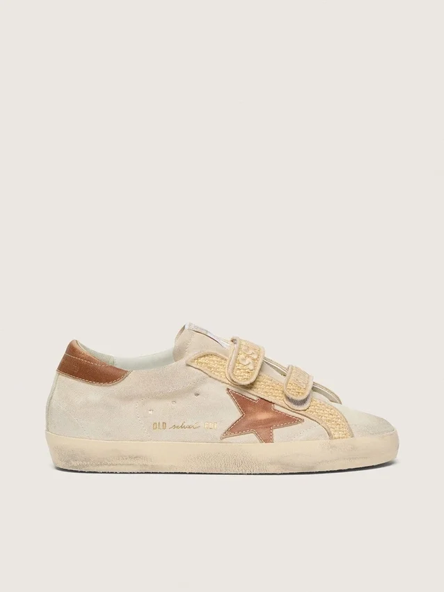 Old-School-Damenschuhe aus perlfarbenem Wildleder mit ziegelrotem Lederstern und Raffia-Riemen