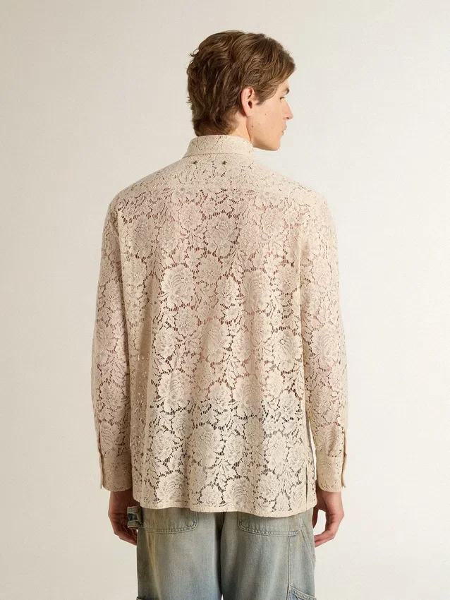 Oversize-Hemd aus cremefarbener, durchscheinender Spitze