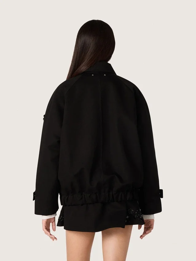 Oversize-Jacke für Damen aus schwarzem Baumwoll-Twill mit floraler Paillettenstickerei