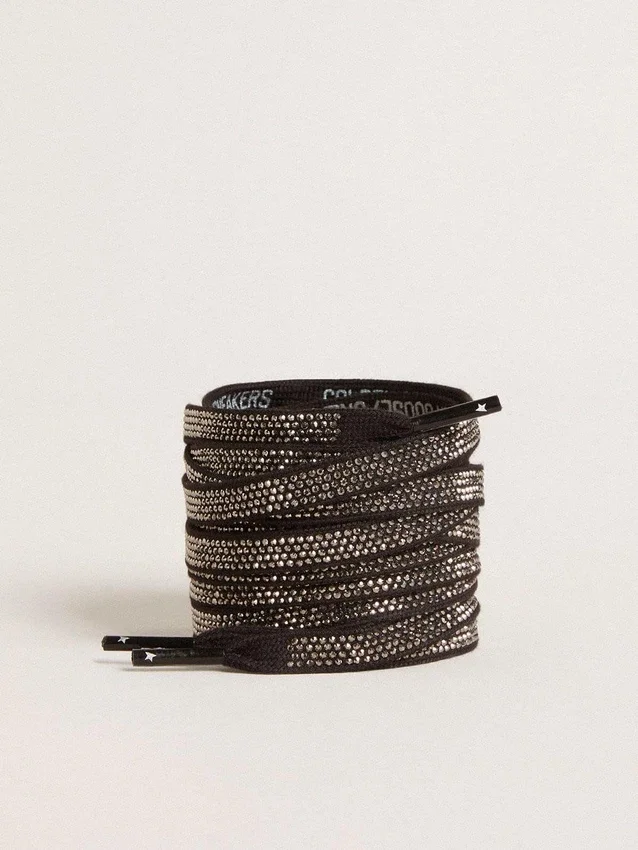 Schwarze Baumwollschnürsenkel mit silbernen Swarovski-Kristallen und weißem Logo