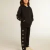Schwarzes Kapuzensweatshirt für Jungen mit kontrastierenden silbernen Sternen