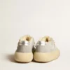 „Space-Star“-Damenschuhe aus eisgrauem Wildleder mit Lammfellfutter